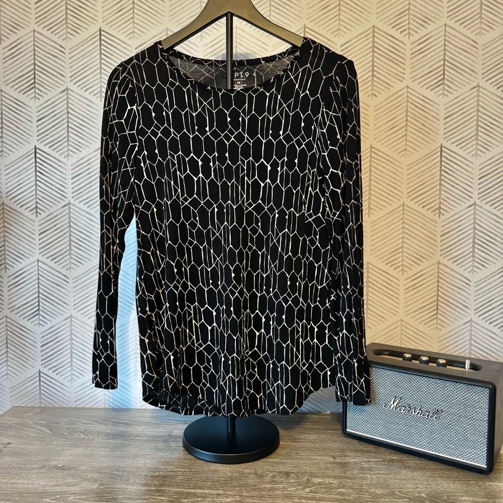 Apt. 9 Women’s Black and White Geometric Long-Sleeve Top